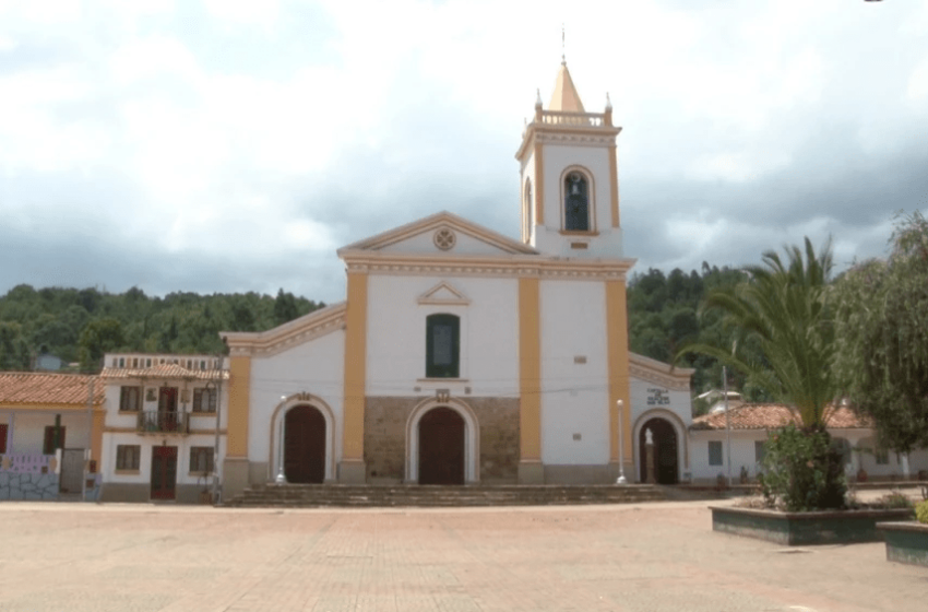  Intoxicación masiva de estudiantes en Tinjacá, Boyacá