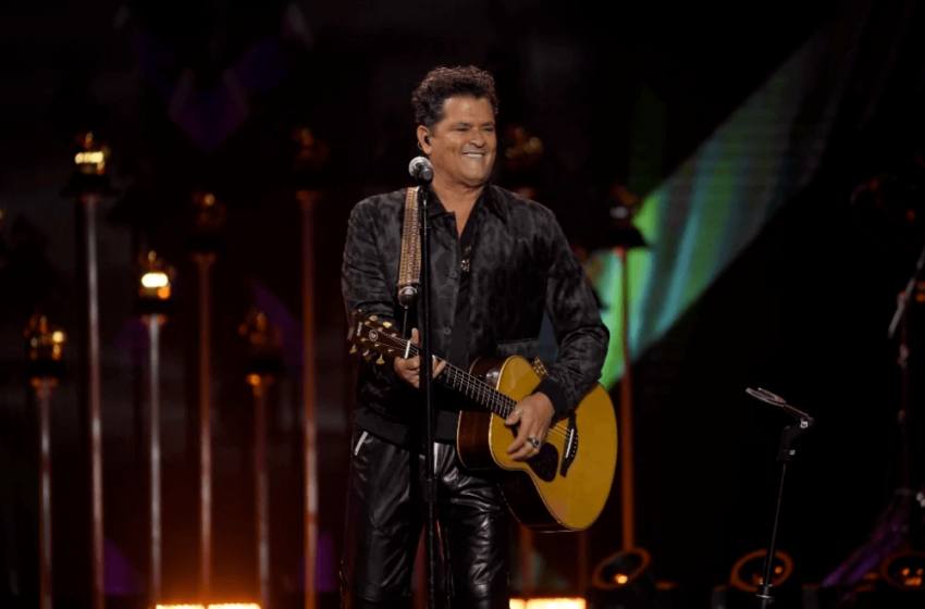  Carlos Vives celebra 30 años en la música con ‘La historia’, su nueva canción